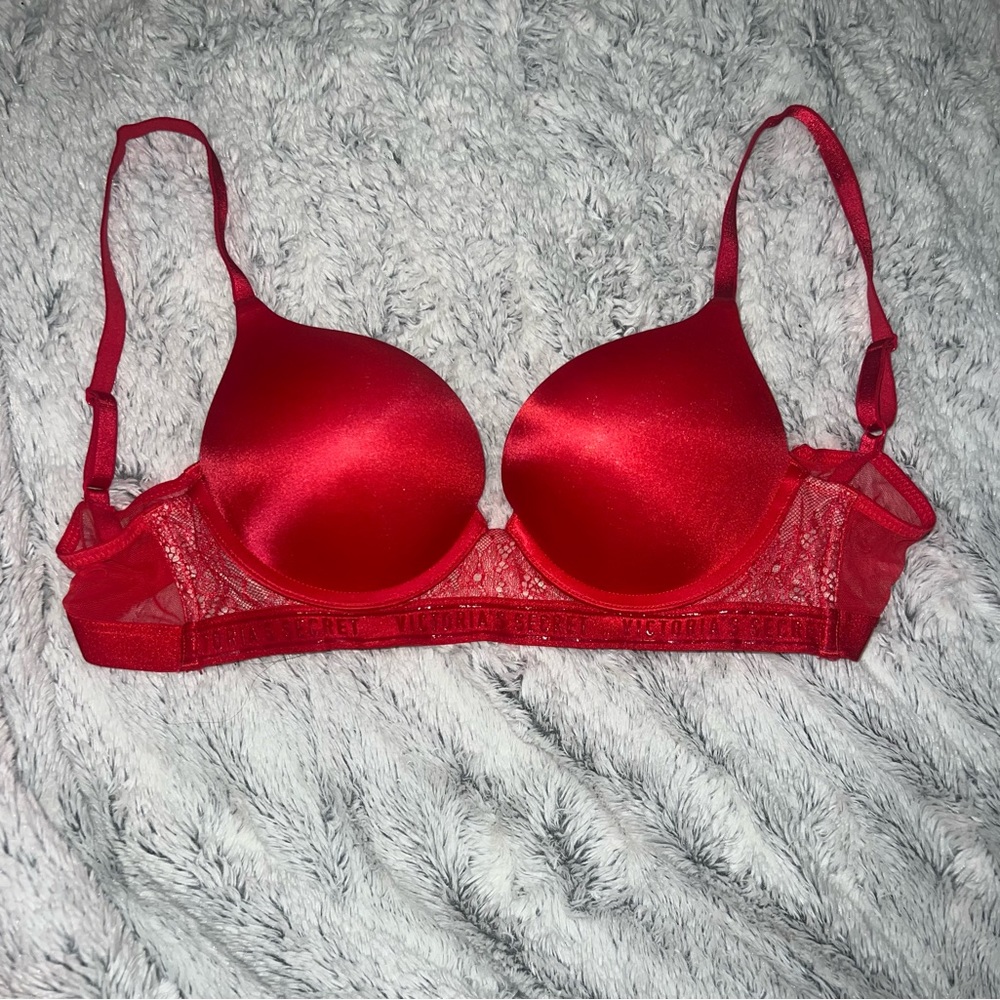 Victoria Secret Bombshell Push-up Bra